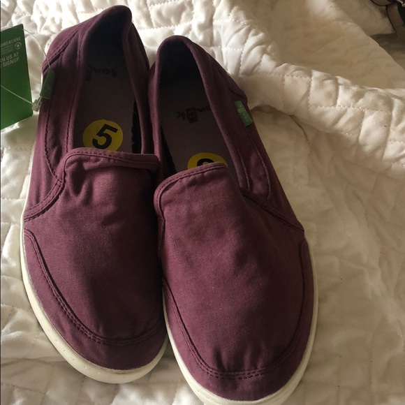 Flat shoes - Picture 2 of 4